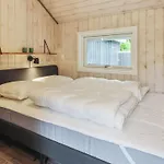 Lenya - 33km From The Sea By Interhome Feriehus