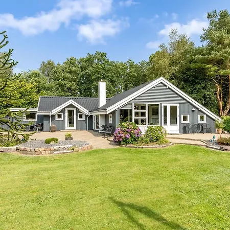 Дом отдыха Lenya - 33km From The Sea By Interhome Toftlund