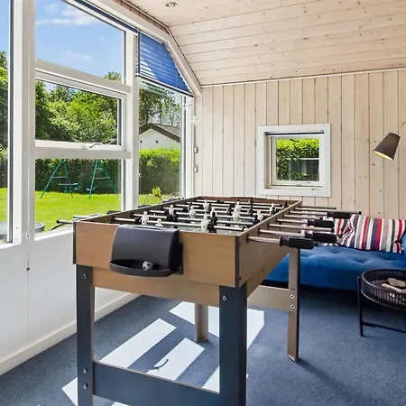 Lenya - 33km From The Sea By Interhome